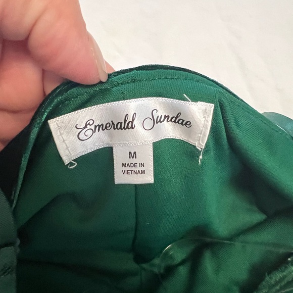 Emerald Sundae green velvet dress - Picture 7 of 9